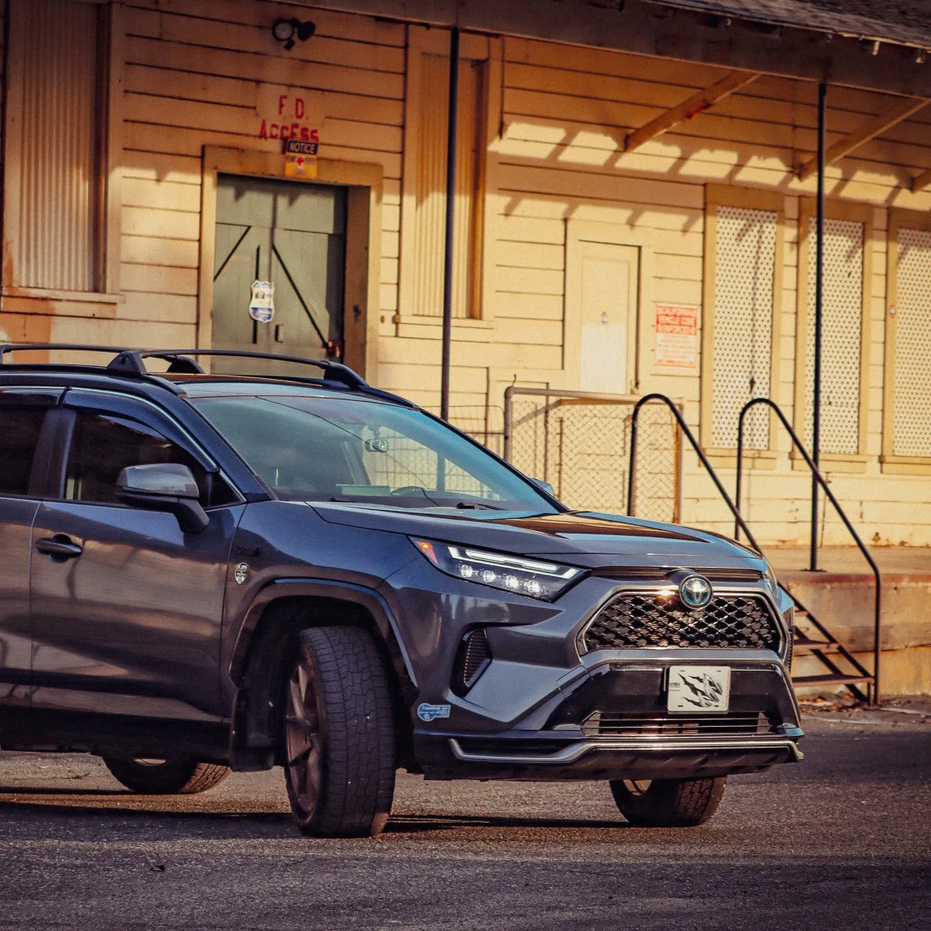 AlphaRex Black NOVA-Series LED Headlights | 2019-2021 Toyota RAV4