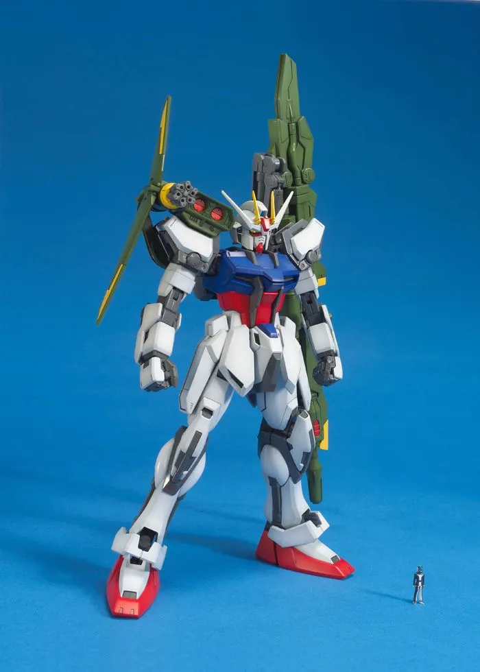 Bandai Launcher/Sword Strike Gundam MG 1/100 Model Kit