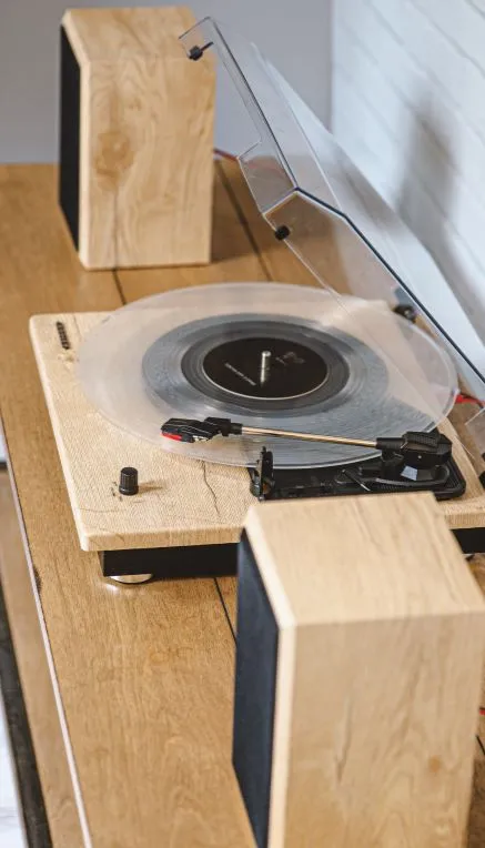 Brio Turntable System - Natural