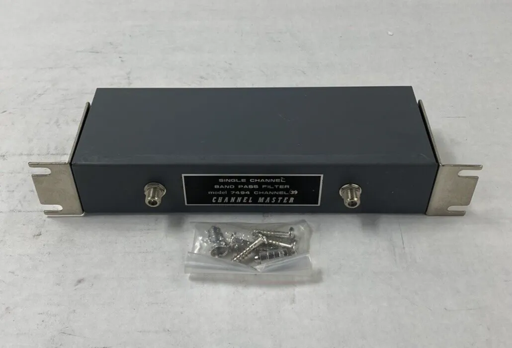 Channel Master MATV Systems Model 7494 Band Pass Filter UHF Band Channel 39