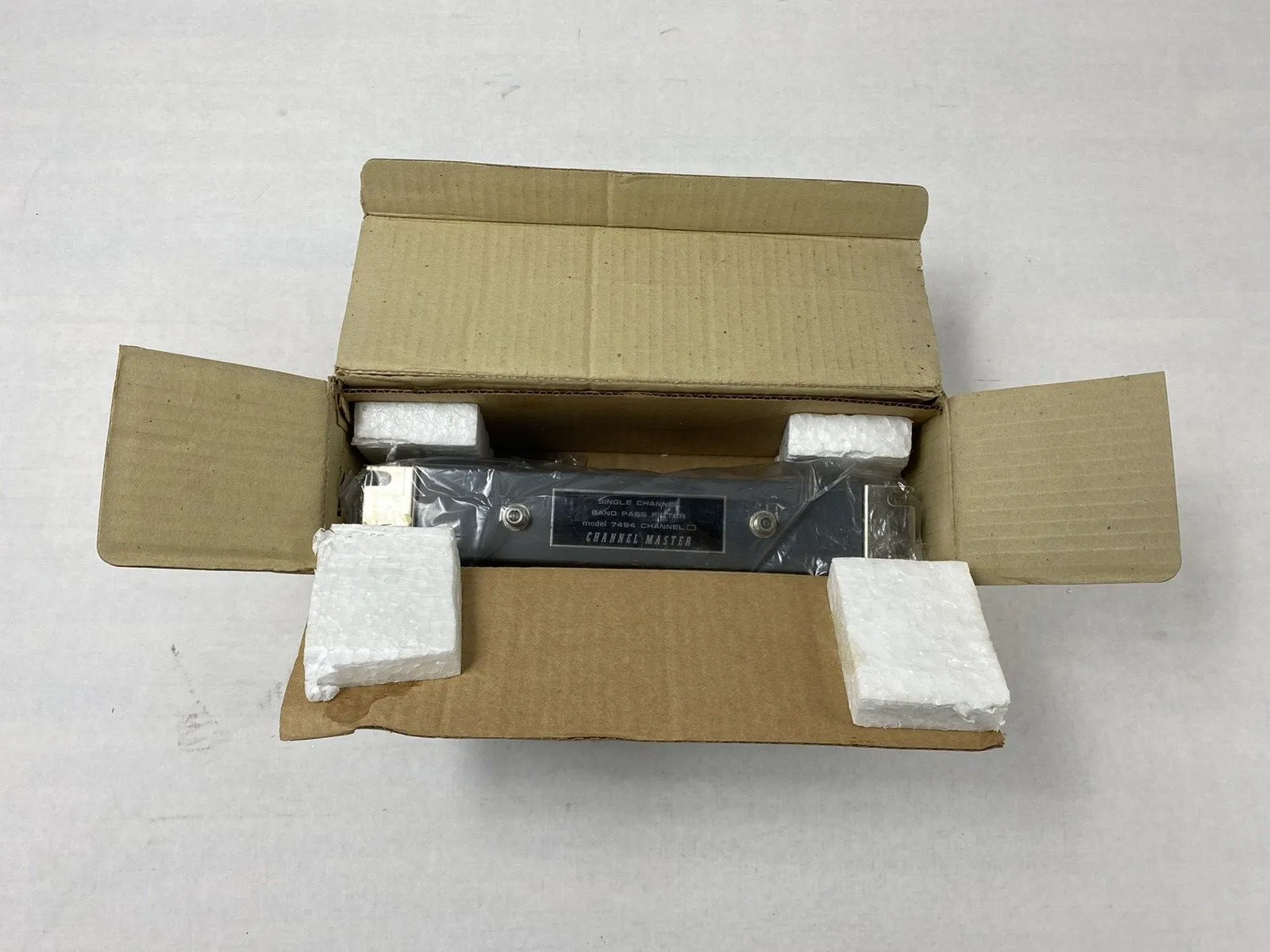 Channel Master MATV Systems Model 7494 Band Pass Filter UHF Band Channel 51