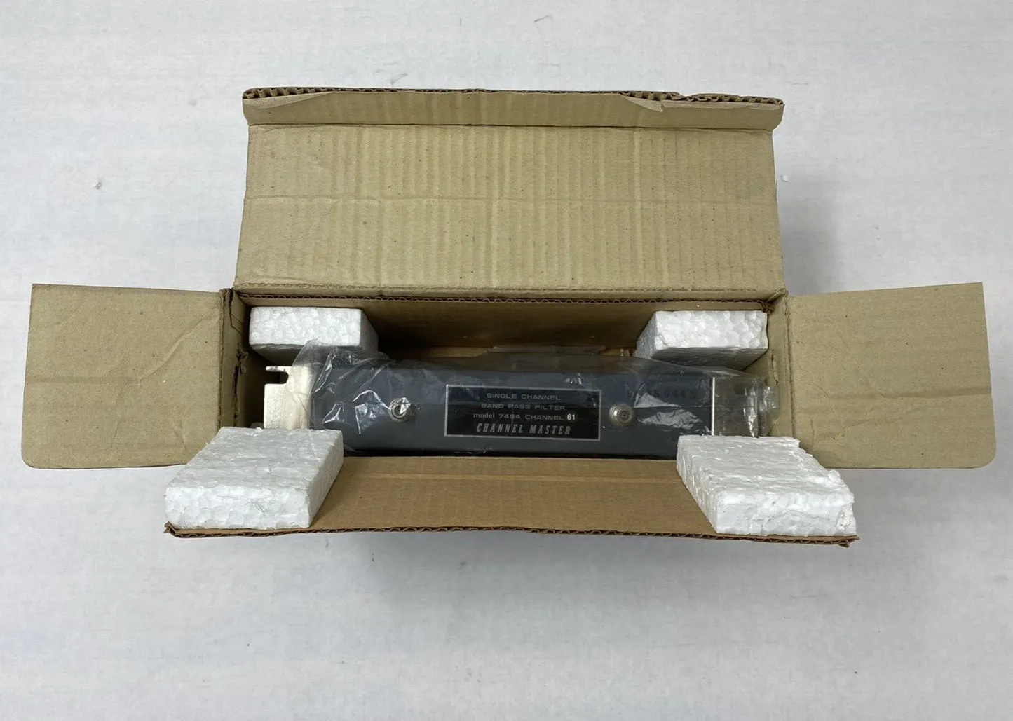 Channel Master MATV Systems Model 7494 Band Pass Filter UHF Band Channel 61