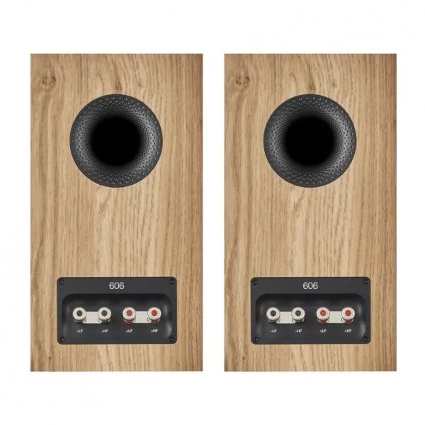 Denon CEOL RCD-N12 DAB  Hi-Fi System White with Bowers & Wilkins 606 S3 Speakers Pair Oak