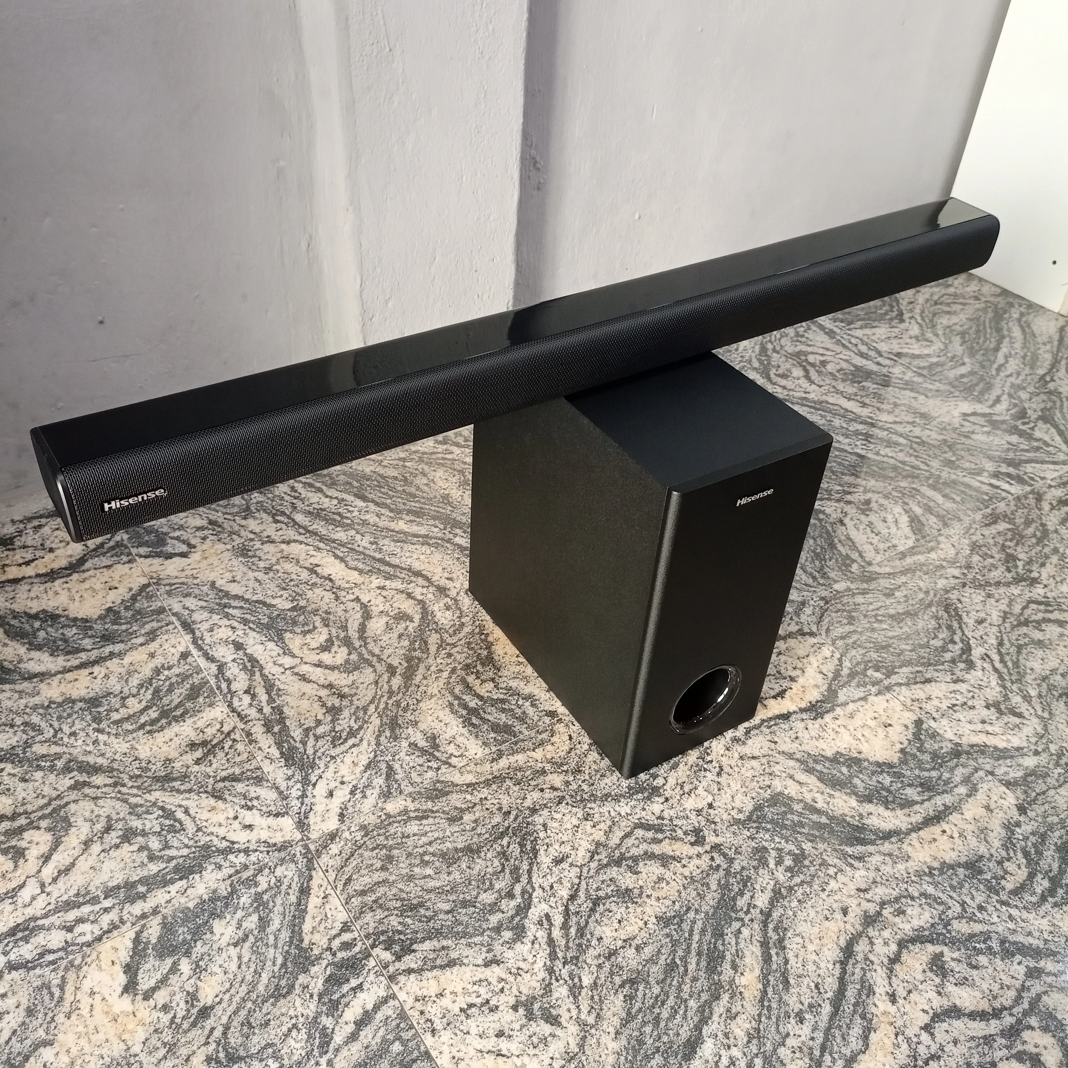 Hisense HS218 2.1Ch 200Watts Bluetooth Sound Bar with Wireless Subwoofer - Brand New