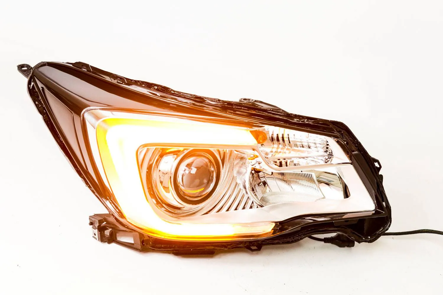 Lightwerkz 14-18 Forester Projector Retrofit Service