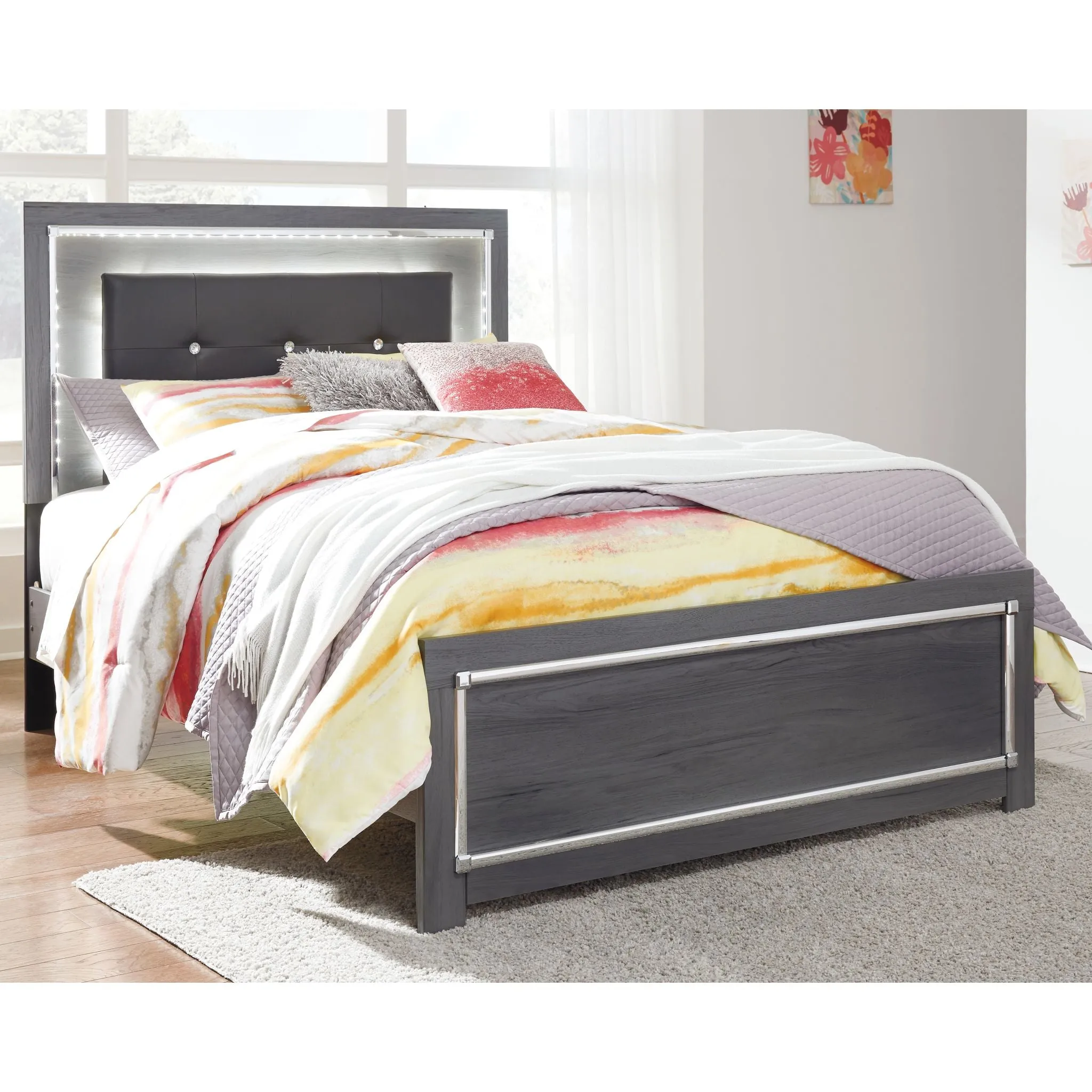 Lodanna Full Panel Bed