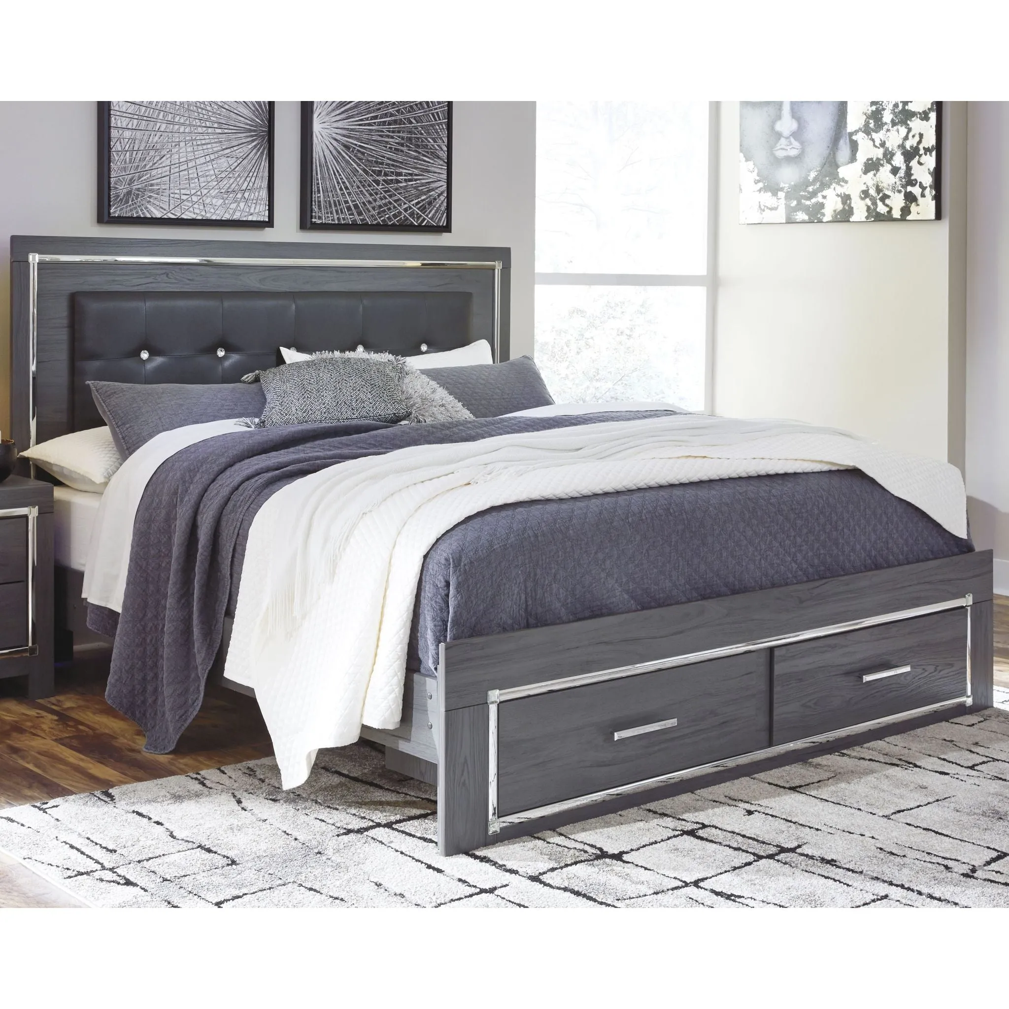 Lodanna Storage Panel Bed