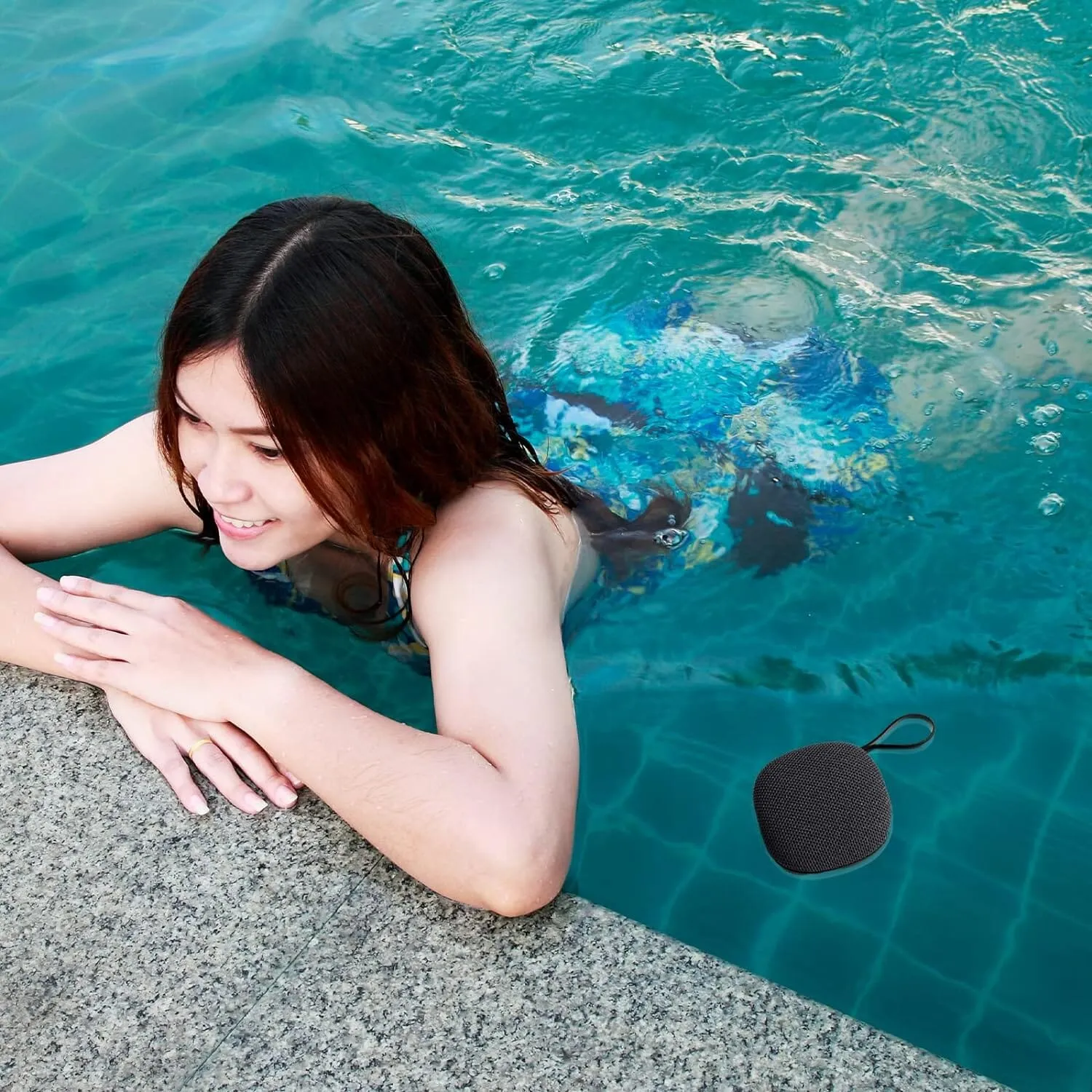 ORIDECOR Wearable Magnetic Bluetooth Speaker  (Refurbished)