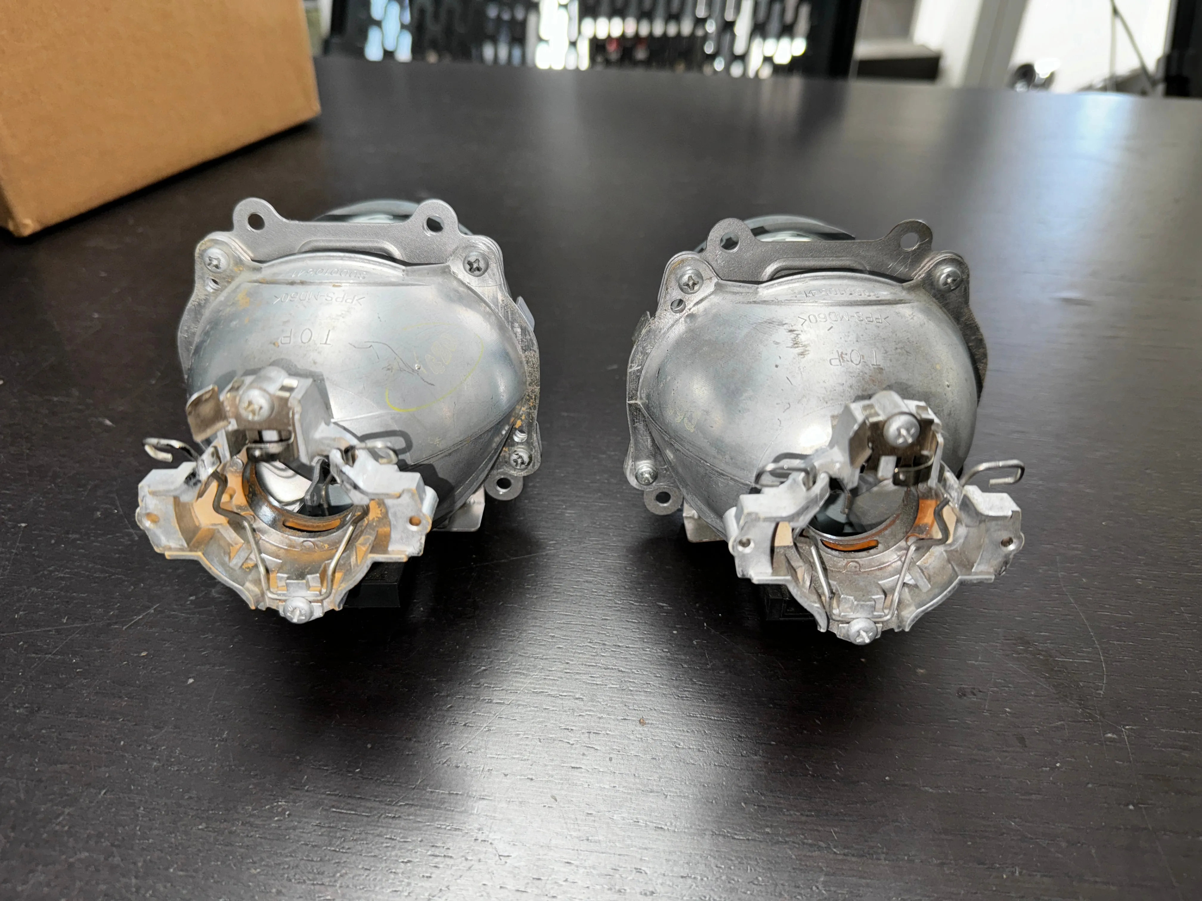 RX350 Bi-Xenon Projectors (Pair) - CLOSE OUT NO RETURNS