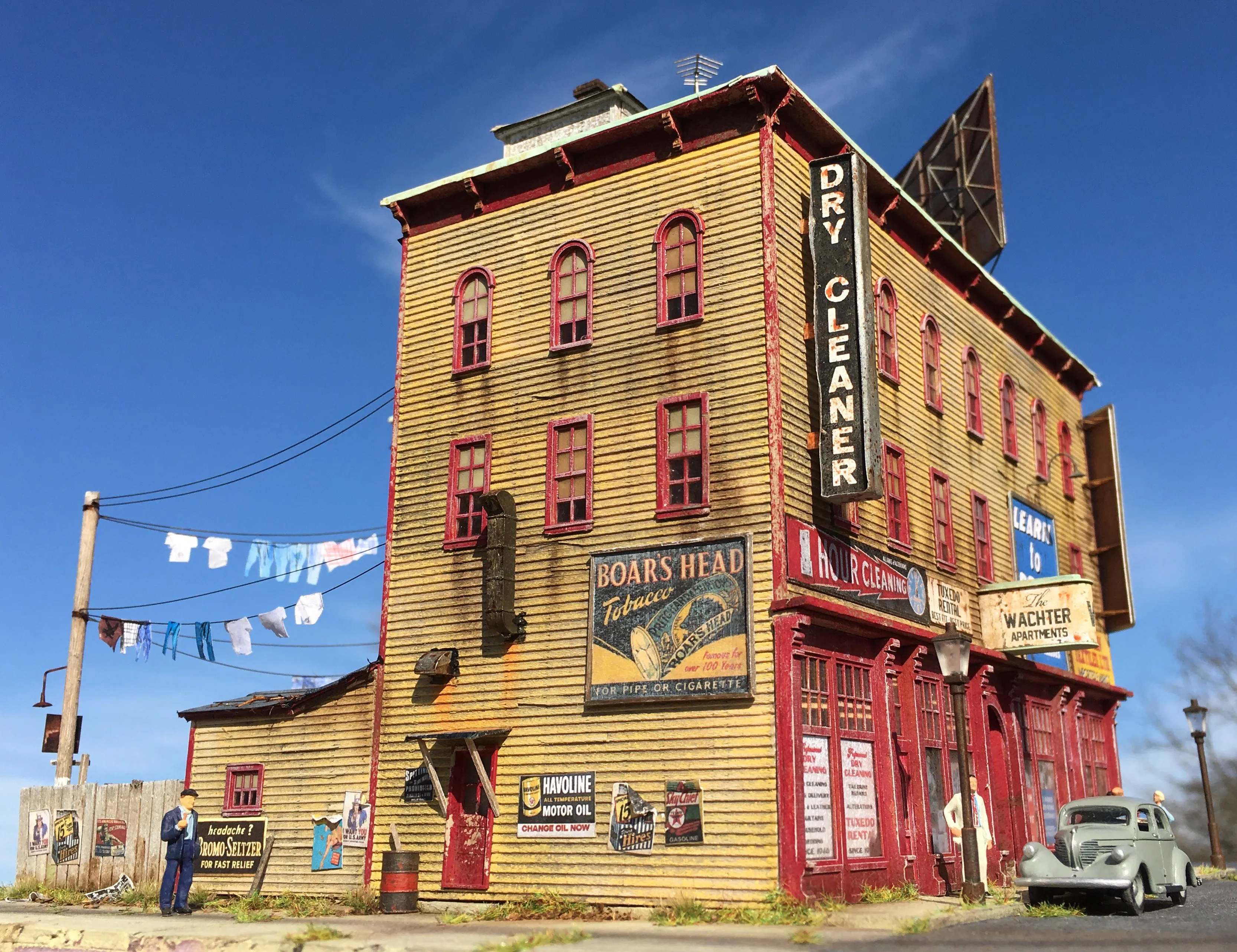 WACHTER APARTMENTS - HO SCALE KIT